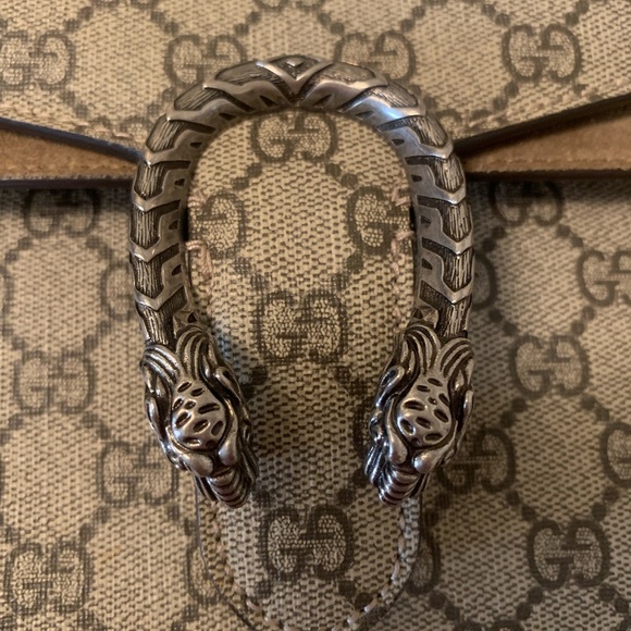 Authentic Gucci Dionysus GG Supreme Mini - Picture 8 of 9